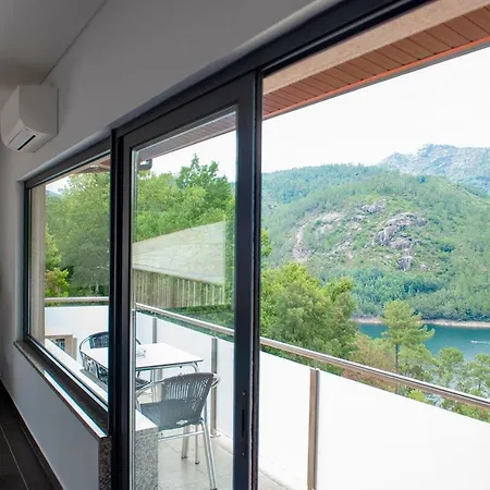 Casa Encosta Do Geres-ferias No Geres Vieira do Minho