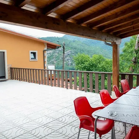 別荘 Casa Encosta Do Geres-ferias No Geres *
