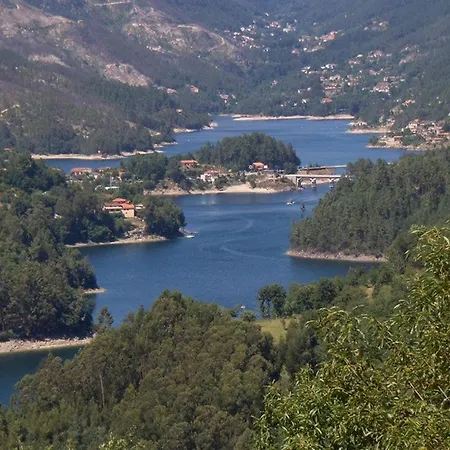 Casa de Férias Casa Encosta Do Gerês-ferias No Gerês *