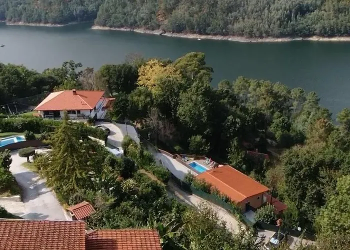 Casa Encosta Do Geres-ferias No Geres 펜션 *